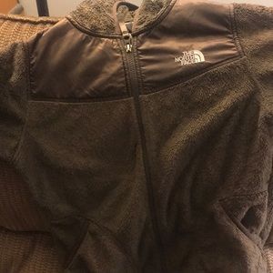 Girls brown North Face fleece.